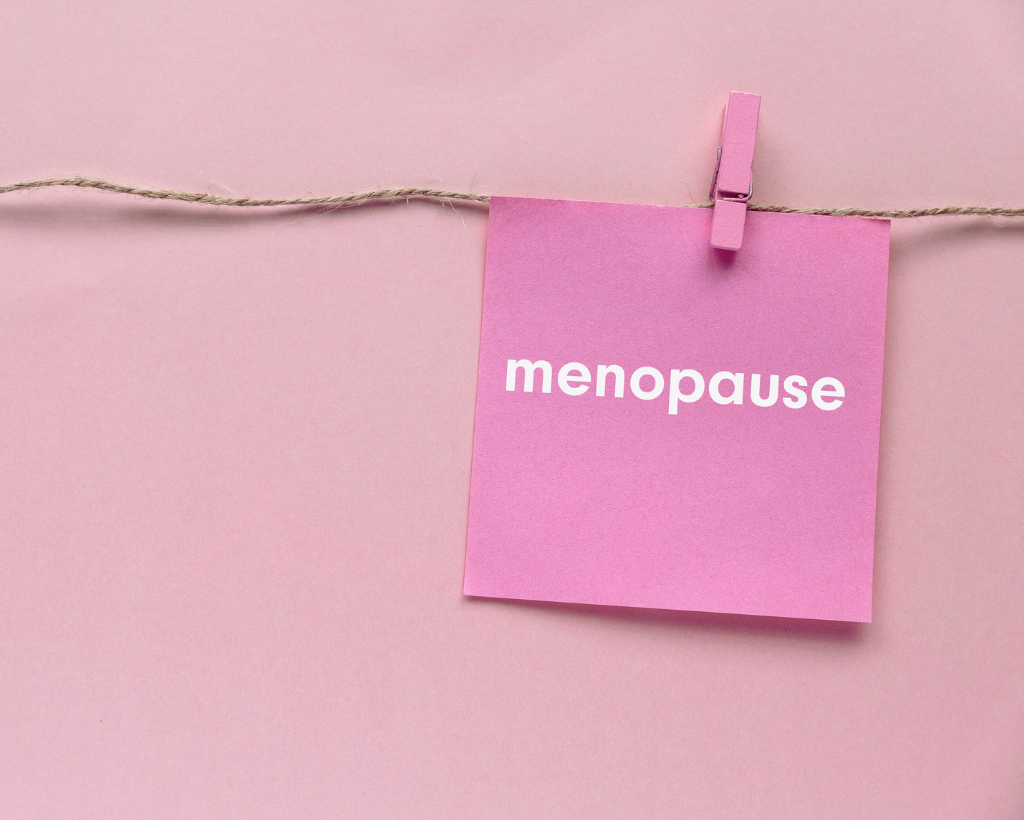 Mengapa Tulang Lebih Mudah Keropos Setelah Menopause?